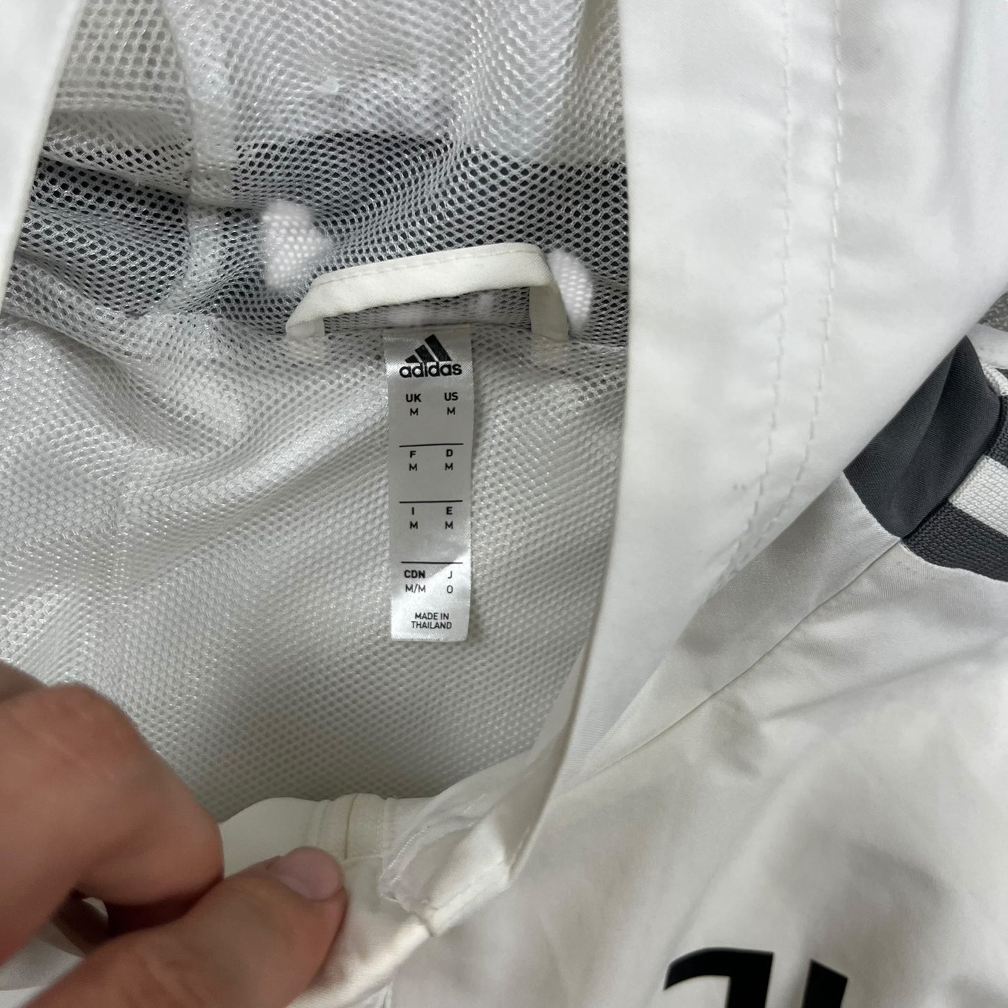 Vintage Adidas Juventus Jacke in Größe(M)