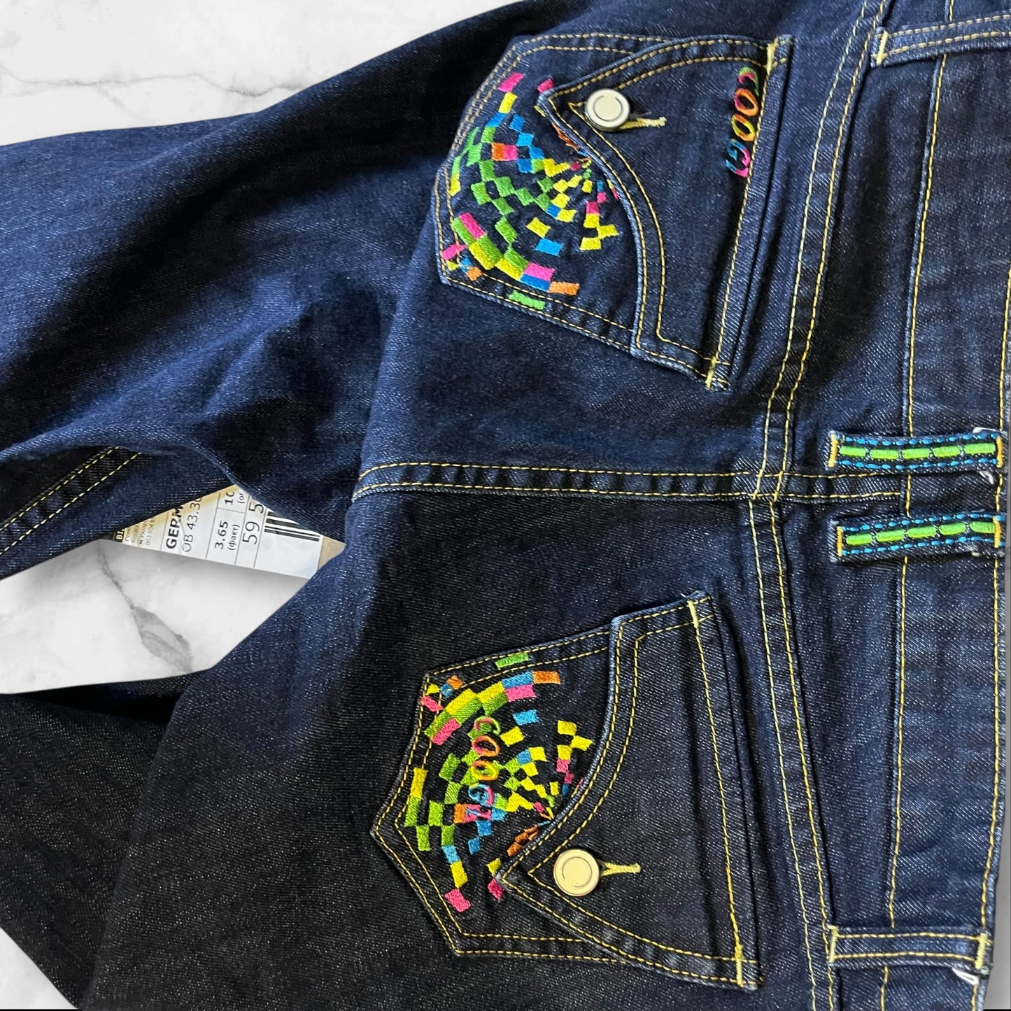 Vintage Coogi Damenjeans in Größe(W31/L32)